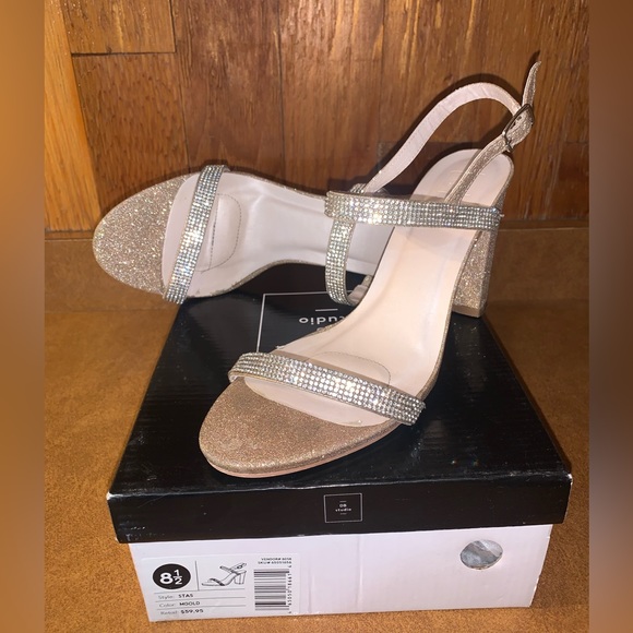 DB Studio Block Heel Two-Tone Glitter Sandal - Picture 1 of 5
